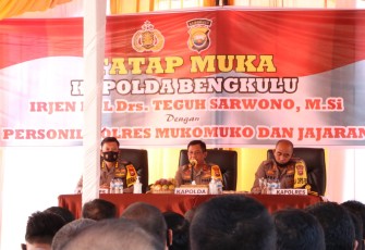 Kapolda Bengkulu Berikan Penghormatan Atas Kinerja Anggota Polres Mukomuko