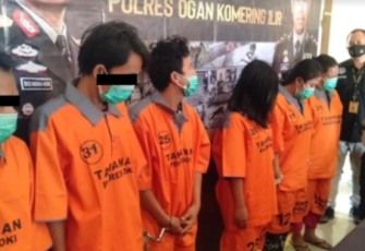 Para tersangka saat diamankan