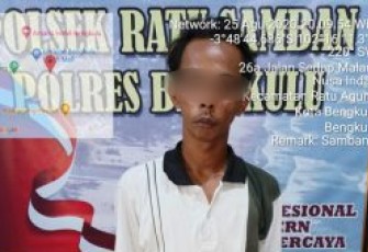 Tersangka saat diamankan