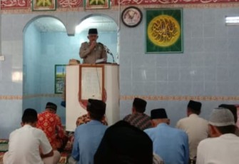 Polres Lebong Gelar Kegiatan Menjadi Khatib Shalat Jumat Secara Berkeliling