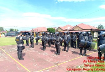 Personel Batalyon A Pelopor Satbrimobda Bengkulu Latihan PHH