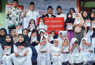 Launching Rumah Tahfidz Zahri Hamid di Kampung Cawan