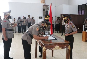 Kapolda Bengkulu Pimpin Sertijab Kapolres Rejang Lebong dan Kapolres Kaur