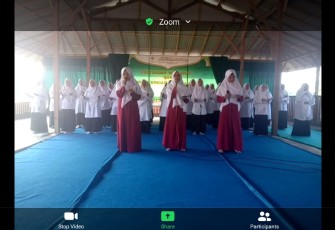 Saat Santri Pesantren Takhassus Banyuwangi dan Wali Asuh Bertemu Secara Virtua
