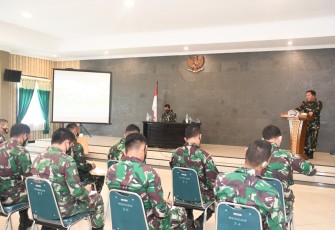 Komandan Pusat Sandi dan Siber Angkatan Darat (Danpussansiad) Brigjen TNI Iroth Sonny Edhie saat memberikan sambutannya di Markas Sandi Kodam IV/Diponegoro, Jum'at 9/10/2020