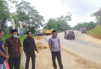 Komisi III DPRD Sidak Proyek Pengerukan Tanah Tebat Gelumpai