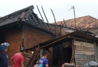 Api Hanguskan Rumah Warga Kayuagung Kabupaten OKI 