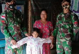 Satgas Pamtas RI-Malaysia Yonif 407/PK Melaksanakan Bakti Sosial 