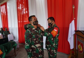 Dandim 0736/Batang Letkol Arh Yan Eka Putra saat membuka acara Apel Danramil dan Babinsa, di Makodim Kabupaten Batang, Kamis (10/12/2020)