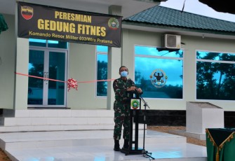 Danrem 033/WP Brigjen TNI Harnoto SSos Resmikan Pengunaan Ruang Fitnes Wira Pratama