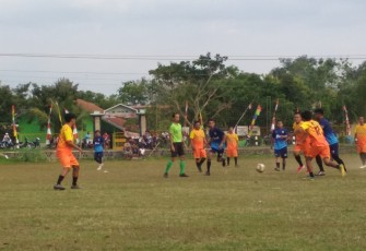 Laga Trofeo Internal Ringas FC Piala Kemerdekaan