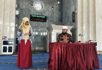 Wali Kota Bengkulu Helmi Hasan