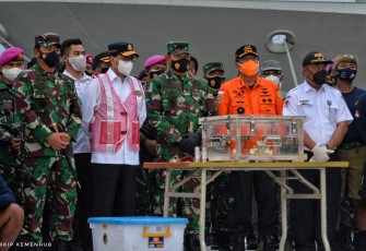 Tim Gabungan Berhasil Menemukan Kotak Hitam (Black Box) Flight Data Recorder (FDR) dari Pesawat Sriwijaya SJ182
