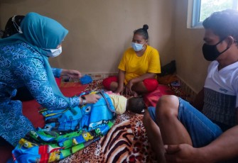 Perempuan Hebat TP PKK Bintan Bantu Korban Banjir
