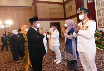 Apri-Roby Jabat Bupati dan Wakil Bupati Bintan Periode 2021-2024