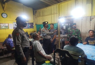 Kapolsek  Bandar Khalfah Polres Tebing Tinggi AKP S. Panjaitan Saat Melakukan Patroli Rutin