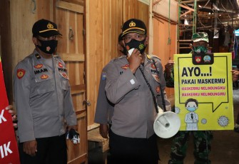 Kasubbag Humas Polres Kendal AKP Abdullah Umar, S.H laksanakan sosialisasi protokol kesehatan