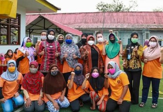 Peduli Perempuan Walikota Tanjung Pinang Hj Rahma Kunjungi Lapas Perempuan Batam