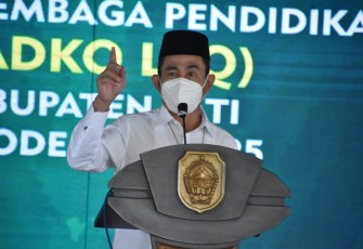 Bupati Pati Haryanto 