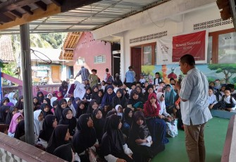 Aksi Mobile Quran Menjelajah Tasikmalaya