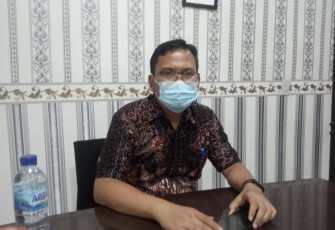 Kabid Industri Dinas Perindagkop dan UKM Aceh Singkil Syahril ST