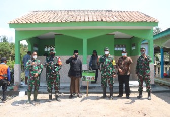 Tim Wasev (Pengawasan dan Evaluasi) PJO (Penanggung Jawab Operasional) Mabesad Tinjau Lokasi TMMD Ke-110 Kodim 0604/Karawang