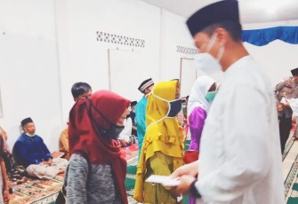 Kapolres Bintan Santuni Anak Yatim 