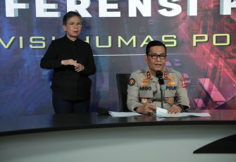 Kepala Divisi Humas Polri Irjen Argo Yuwono saat konferensi Pers tentang penghentian Penyidikan Kasus 6 Laskar FPI  