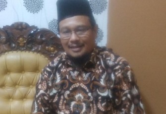 Kepala BKPSDM  Ali Hasmi