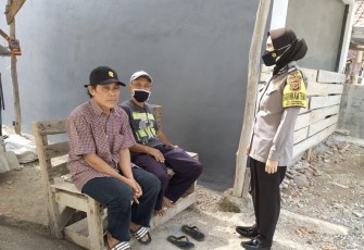 Bhabinkamtibmas Polsek Panyingkiran Sambangi Warga Binaan Dan Berikan Himbauan Tentang Prokes