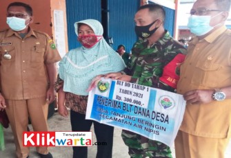 Pemdes Tanjung Beringin Salurkan BLT-DD Tahap I