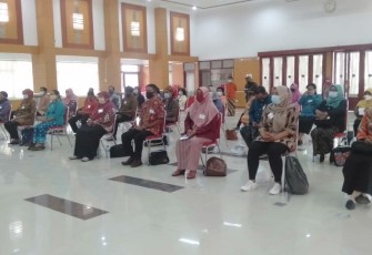 Satgas PPA Kota Blitar Diberikan Pembekalan dalam Workshop KHA di Balaikota Koesoemo Wicitra Senin, 5 April 2021. (foto : Faisal NR / Klikwarta.com) 