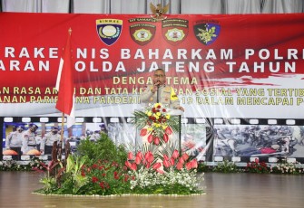 Wakapolda Jawa Tengah Brigjen Pol Abioso Seno Aji membuka Rakernis Baharkam Polri Jajaran Polda Jateng Tahun 2021 di UTC Semarang, Kamis (8/4).