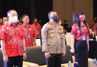 Kapolda Jateng Irjen Pol Drs. Ahmad Luthfi S.H., S.St., M.K hadiri Pemilihan Ketua Paguyuban Sosial Marga Tionghoa Indonesia (PSMTI Jateng) bertempat di Ballroom PO Hotel Jl. Pemuda 118 Semarang pada Sabtu (17/04/ 2021).