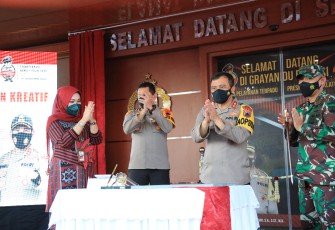 Kapolda Jateng, Irjen Pol Drs. Ahmad Luthfi, SH, SSt MK meresmikan gedung pelayanan kepolisian terpadu di Polres Klaten, Selasa (20/4/21).
