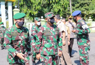Pangdam IV/Diponegoro, Mayor Jenderal TNI Rudianto melaksanakan kunjungan di beberapa wilayah Kabupaten Pati.