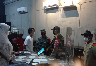 Tim PPKM Mikro Kecamatan Pahandut Gencar Patroli Cegah Penularan Covid-19