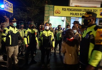 Bupati Batang patroli gabungan pada malam takbiran bersama jajaran Kodim 0736/Batang dan Polres Batang, , Rabu (12/5/2021) malam.