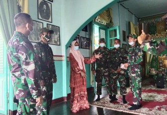 .