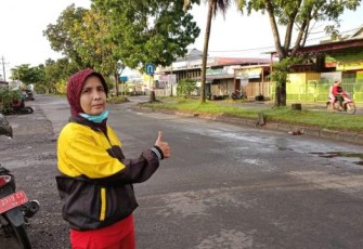 Hebat!! Median Jalan Hibrida Bebas Sampah
