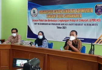 SMP Muhammadiyah PK Kottabarat Surakarta Sosialiasi Kegiatan Peduli Lingkungan