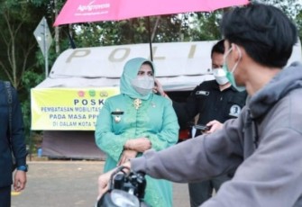 Walikota Rahma Tinjau Pelaksanaan Penyekatan di Daerah Perbatasan Bintan-Tanjung Pinang