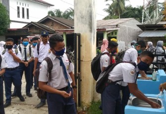 Siswa sekolah di Kabupaten Aceh Singkil