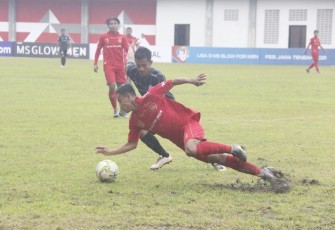 Laga perdana babak 10 besar Liga 3 Jawa Tengah 2021 di Grup F antara Persika Karanganyar melawan Persak Kebumen, di Stadion Bumi Phala Temanggung