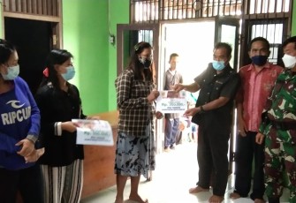 Danramil 1016-04/Manuhing Lettu Cpl Apolo Darmawan 