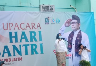 PKB Jatim Gelar Upacara Ala Santri