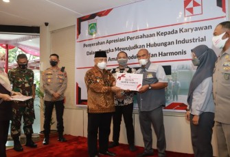Kunjungi Delapan Perusahaan, Bupati Malang Beri Apresiasi Pada Karyawan
