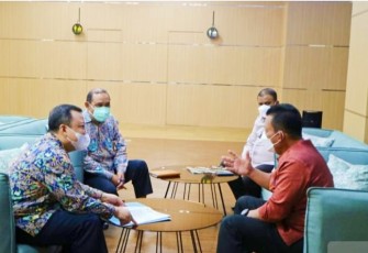 Gubernur Kepri Ansar Ahmad menyampaikan kesiapan Pemerintah Provinsi Kepri dalam hal rencana pembangunan jembatan Batam-Bintan.