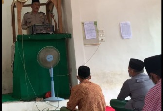 Cipkon Jelang Pilkades, Polres Kepahiang Gelar Sholat Jumat Bareng Polisi