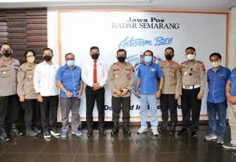 Kapolda Jateng Kunjungi kantor Jawa Pos  di Kota Semarang